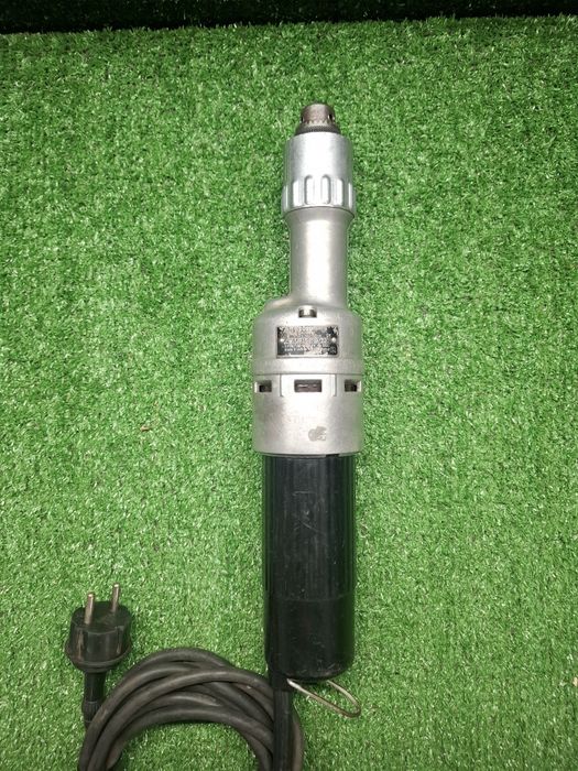 Прав шлайф/пробивна машина на Bosch