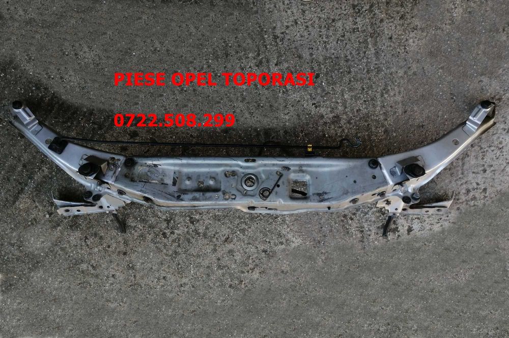 traversa superioara + ochelari Opel Zafira B 40 lei
