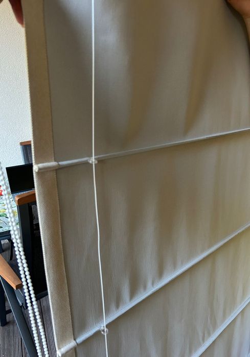Vând jaluzele/parasolare material textil