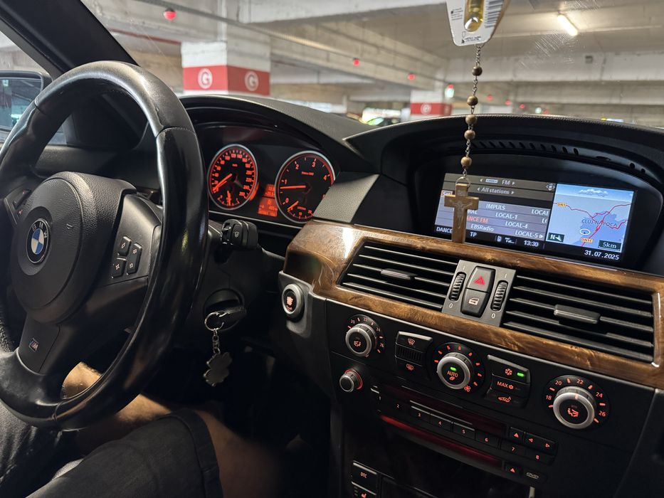 Vand BMW seria 5 e60 530d an 2008