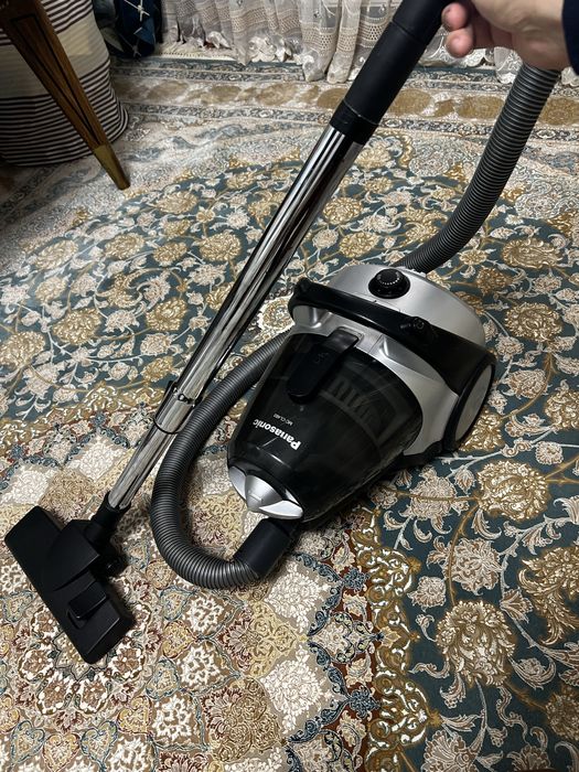 Пылесос Panasonic 1 800Вт MC-CL483 Сотилади