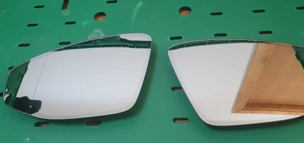 Sticla oglinda incalzita heliomata stanga dreapta Audi A3 8y