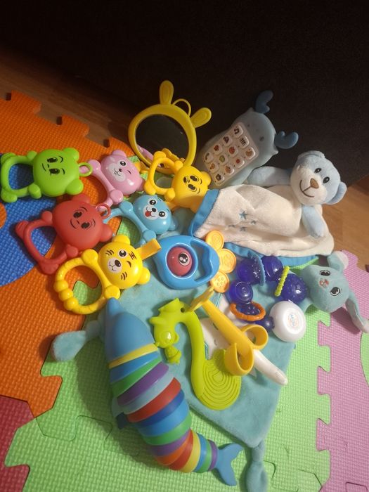 Set zornăitoare pentru bebelusi