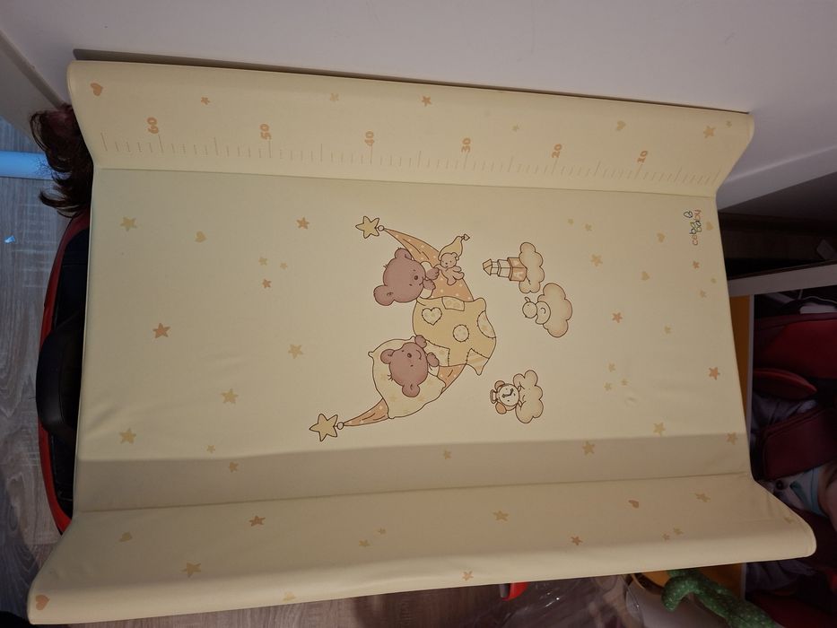 Suport / masa de înfăsat - neutilizata