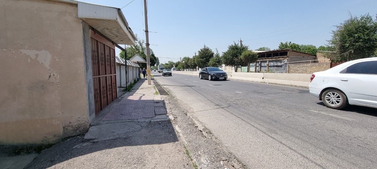 Срочно продаётся два Дома в одном участке г.Чирчик Аранча Багдан.