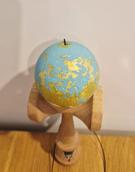 Kendama Krom Pop Rubber LOL Custom