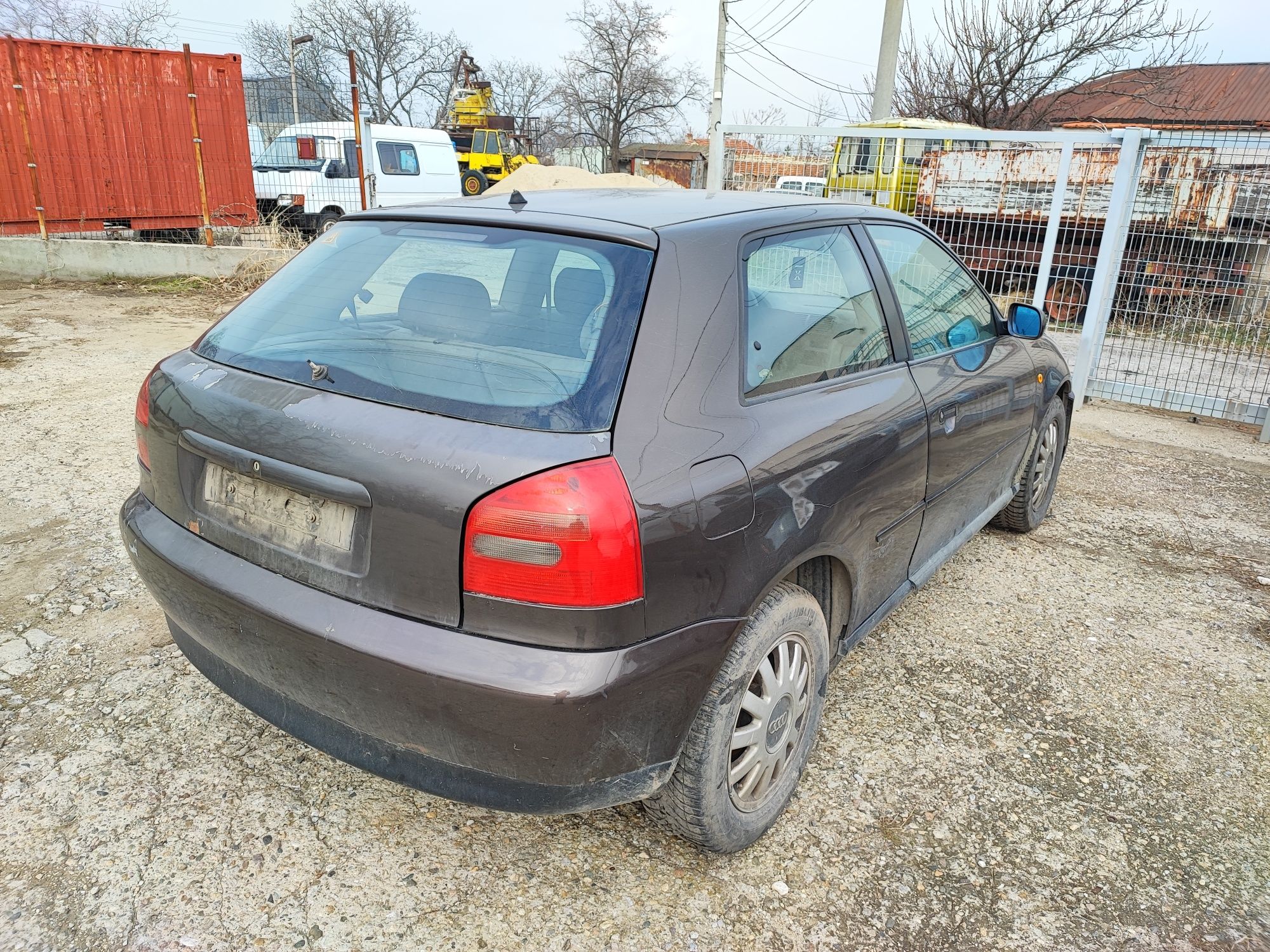 Audi A4 1.6 НА ЧАСТИ