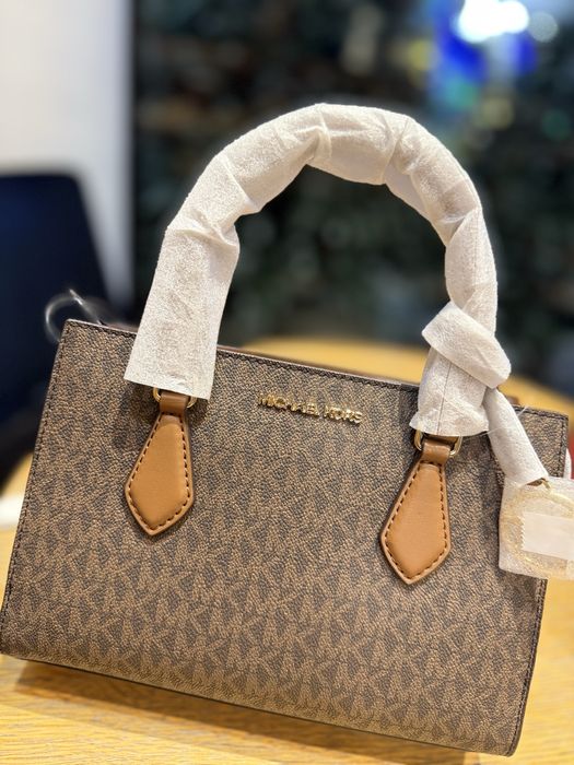 Сумка женская от Майкл корс