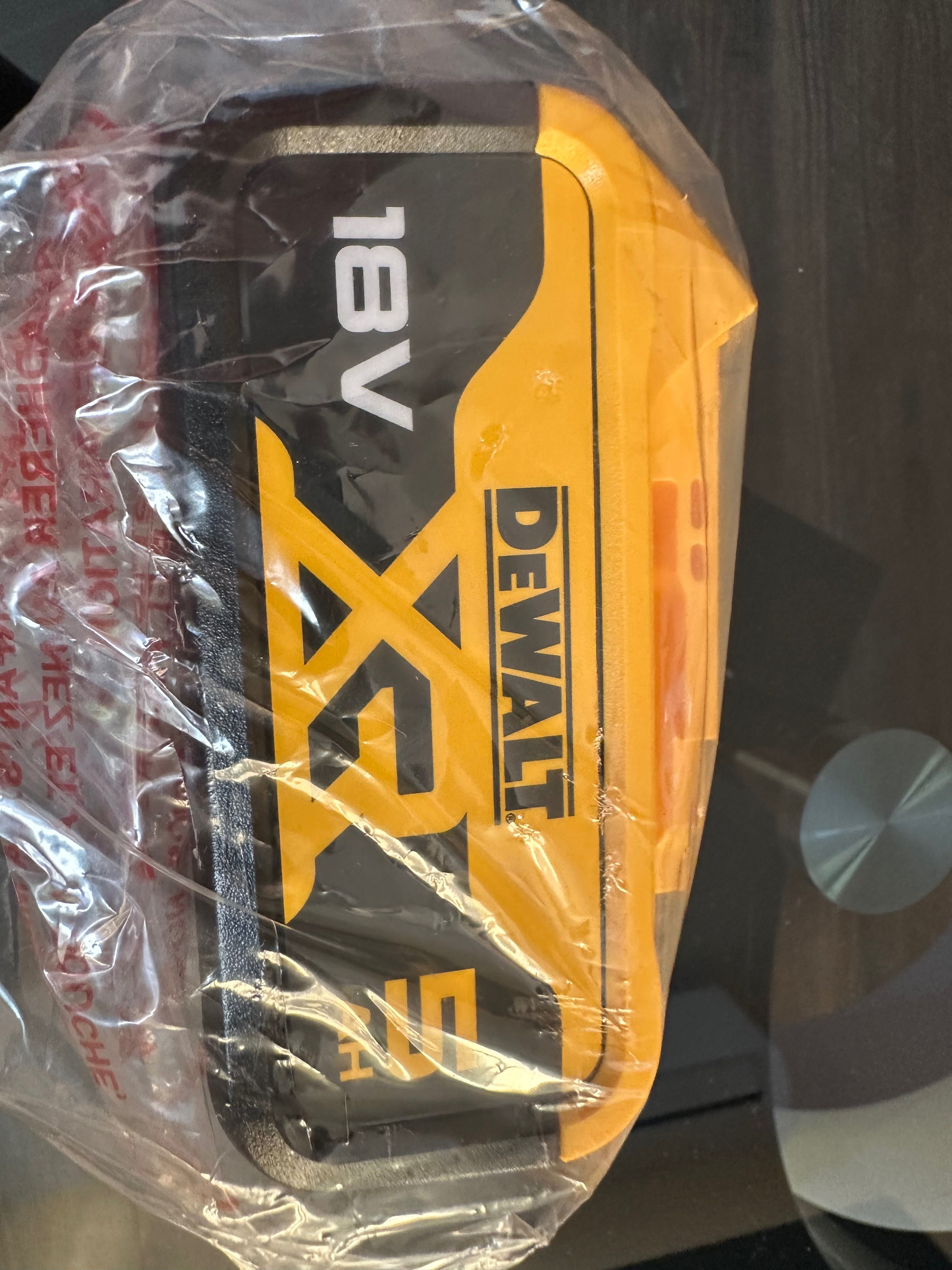 DEWALT DCN890P2 Такер за бетон