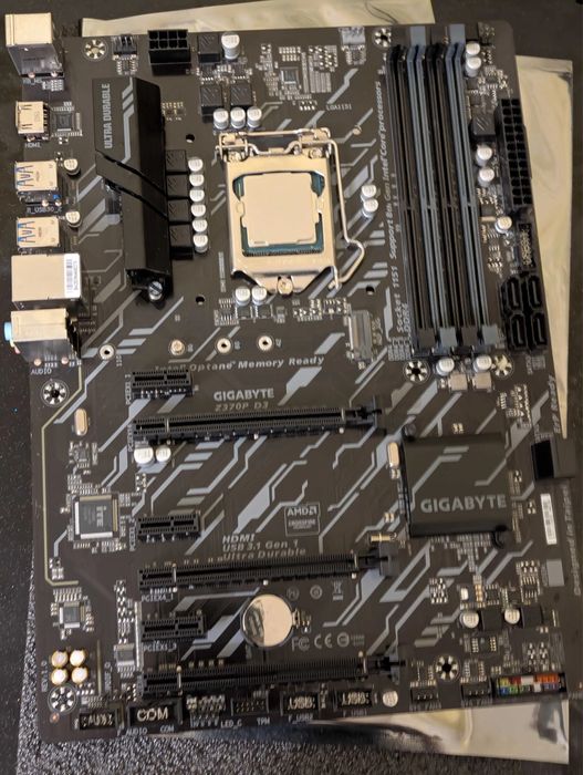 i7 8700 + gigabyte Z370p d3