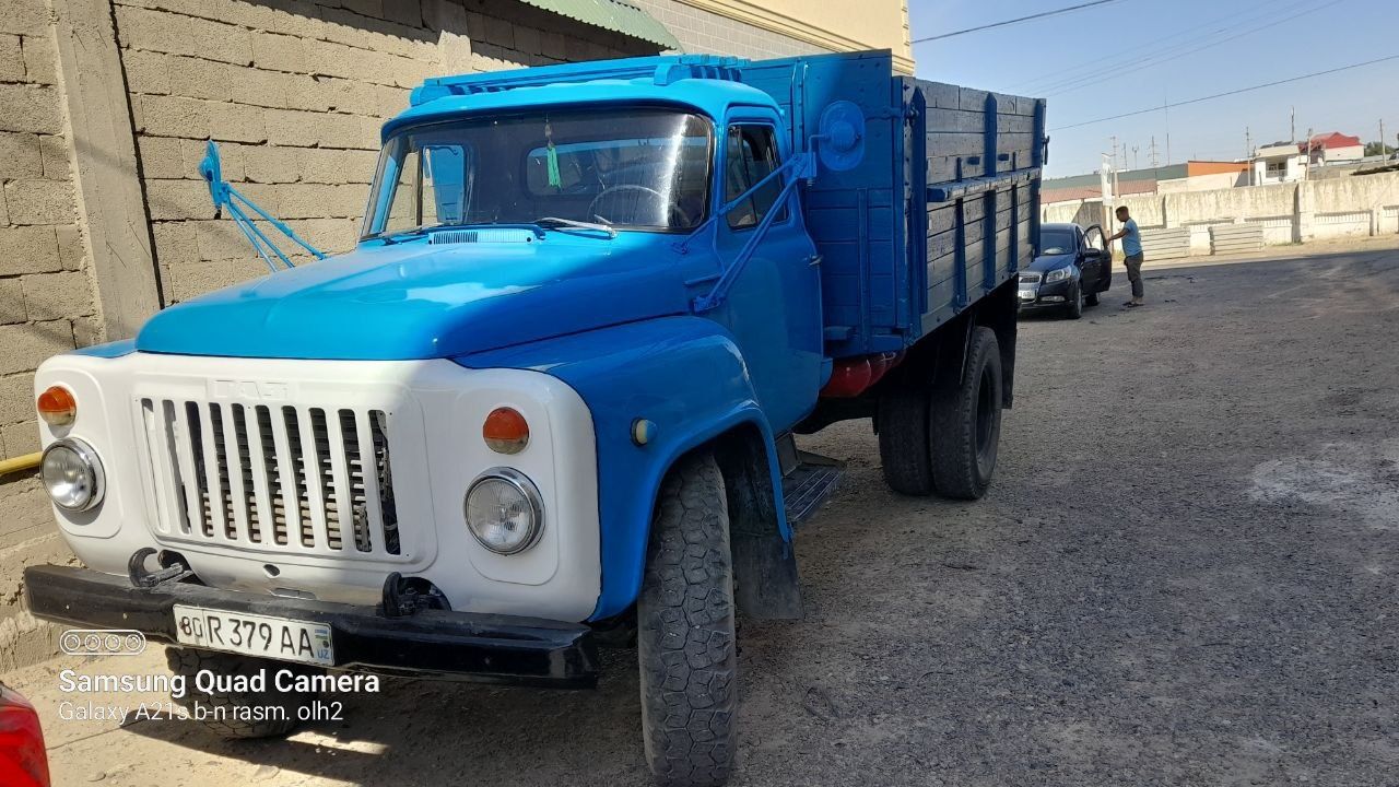 Gaz 53/27 sotiladi