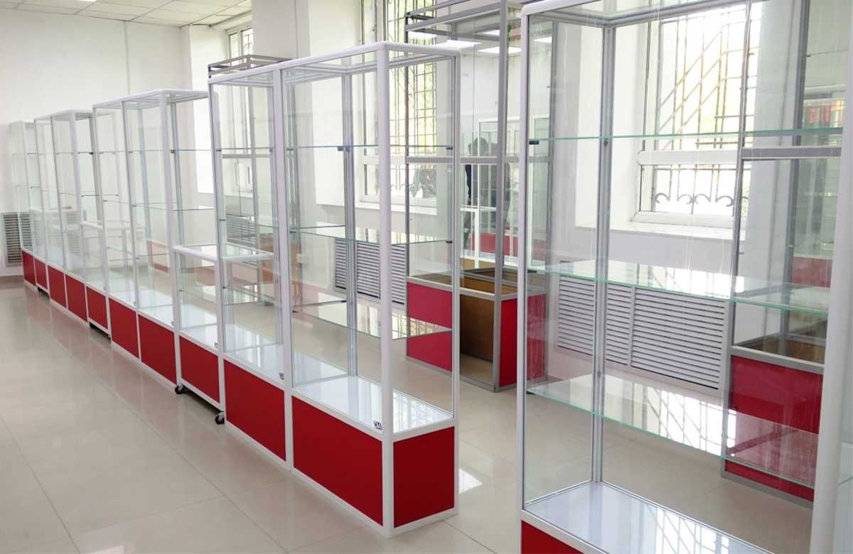 Сборно-разборная витрина из профиля и стекла, качество завода