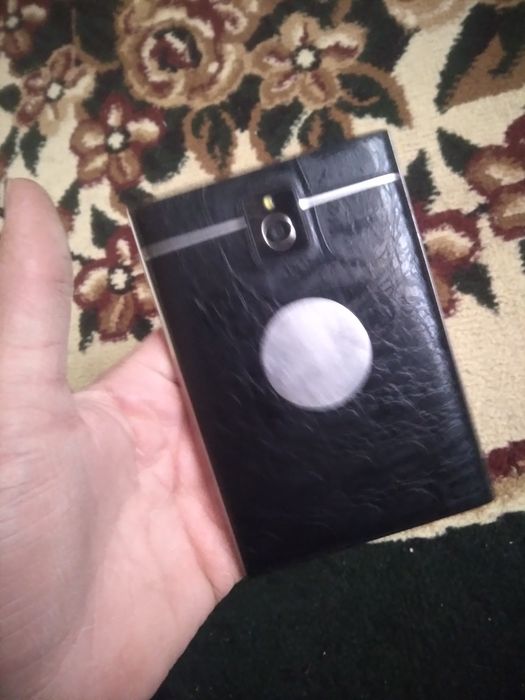 Black Berry passport