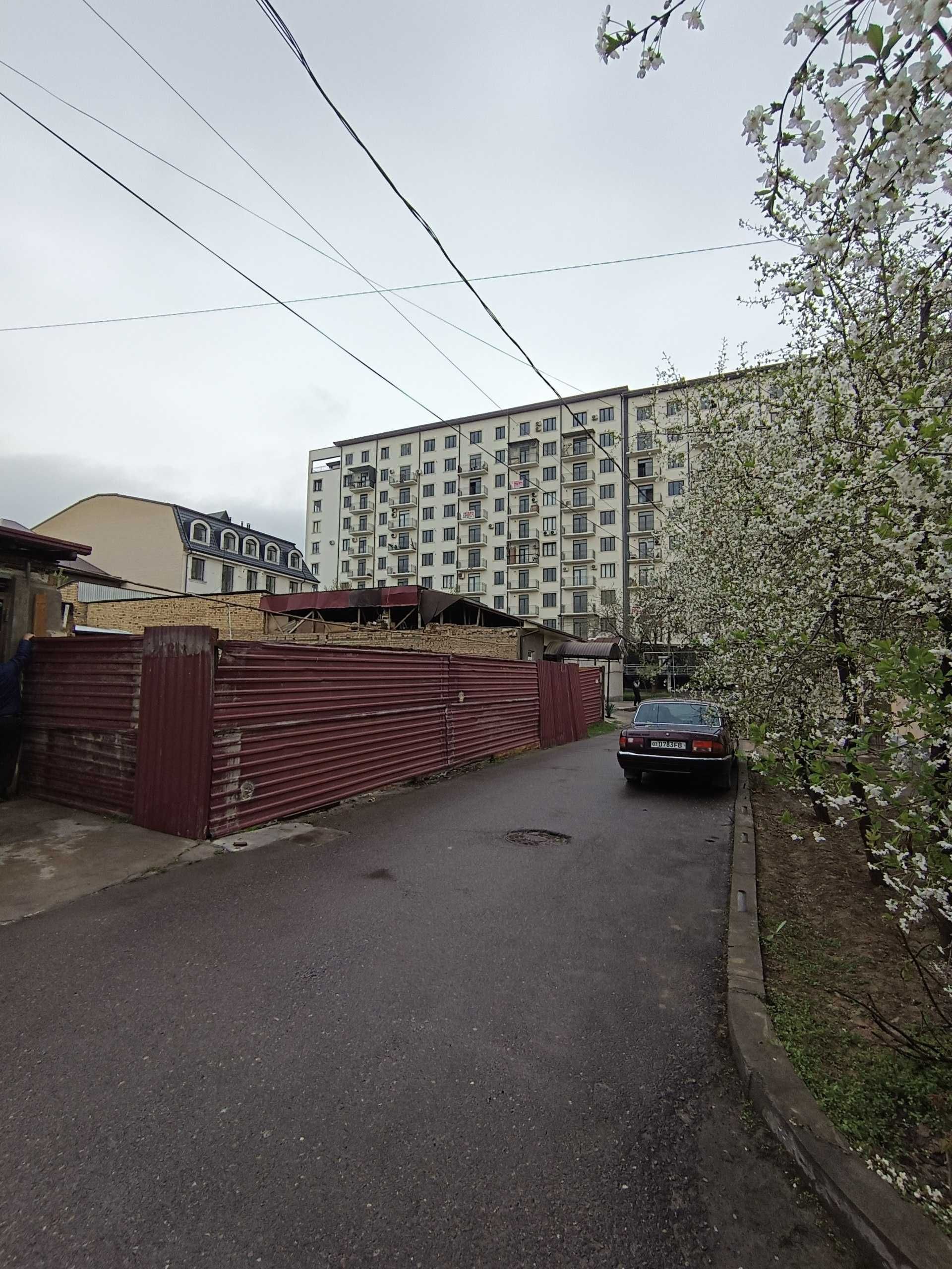 участк 6 сотих фасад 22 метр ЯККАСАРАЙ