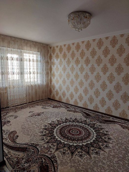 Гулливер томонда жойлашган 2 хонали квартира ижарага берилади