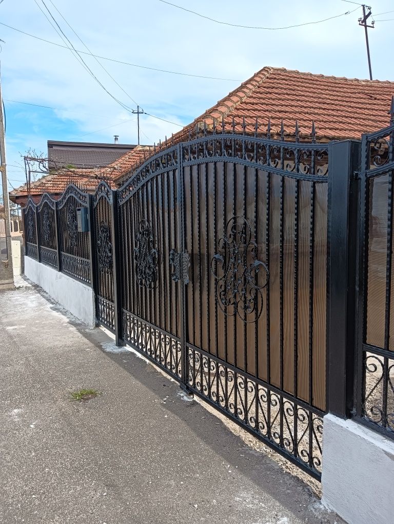 Porți și garduri, balustrade din fier forjat