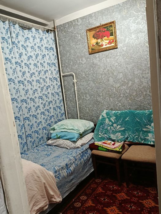 Юнусабад-11,, метро Туркистон. Факат Еш ОИЛАГА берилади