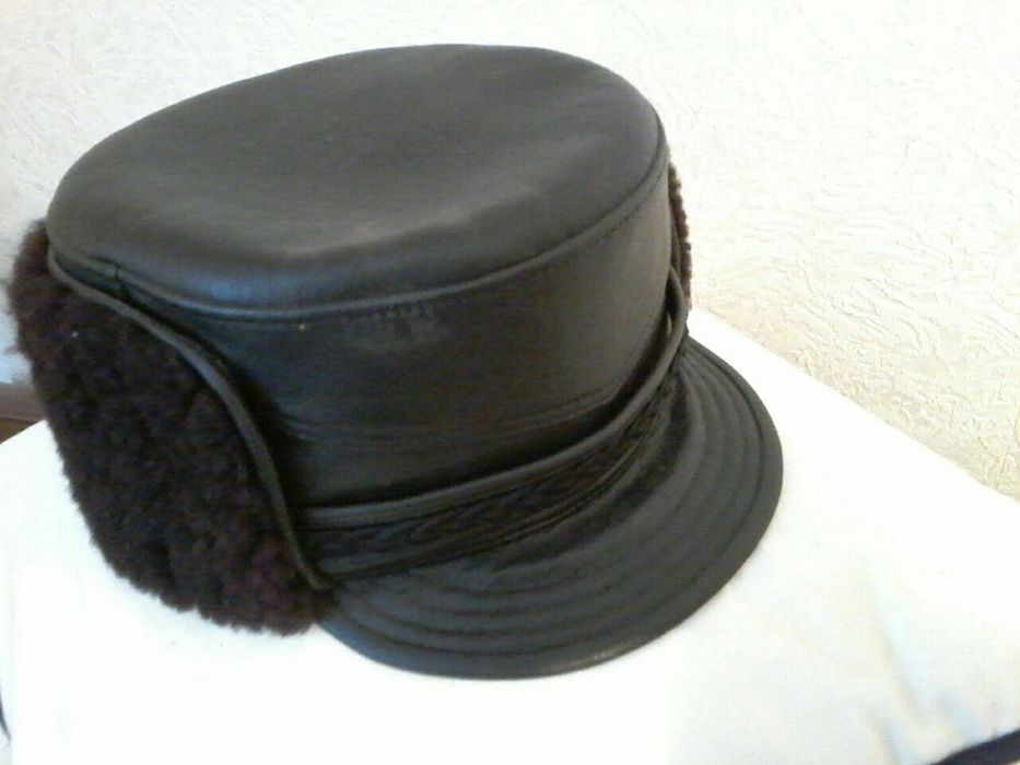 Шапка кожаная, на меху