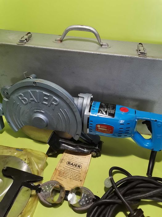 Circular industrial  de tăiat metale BAIER EHS ll K. Debitare țeavă