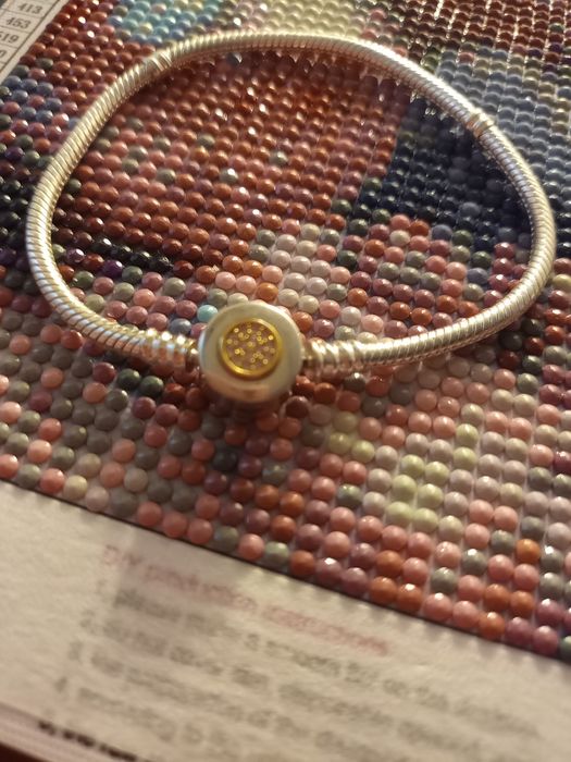 Brățară tip Pandora