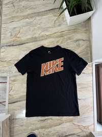 Vand tricou Nike