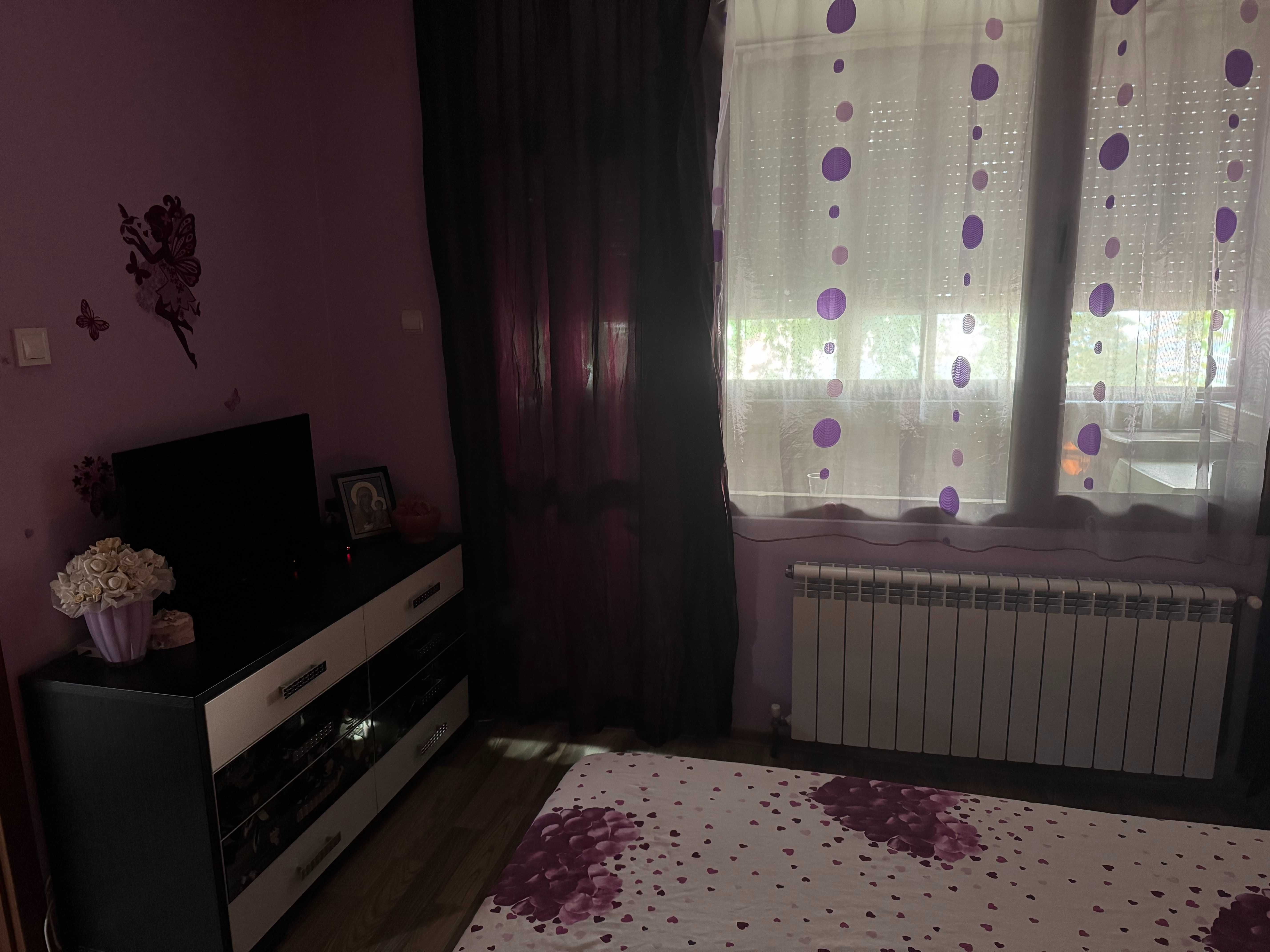 Продава се 4-стаен апартамент