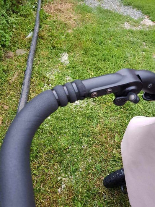 Количка за близнаци