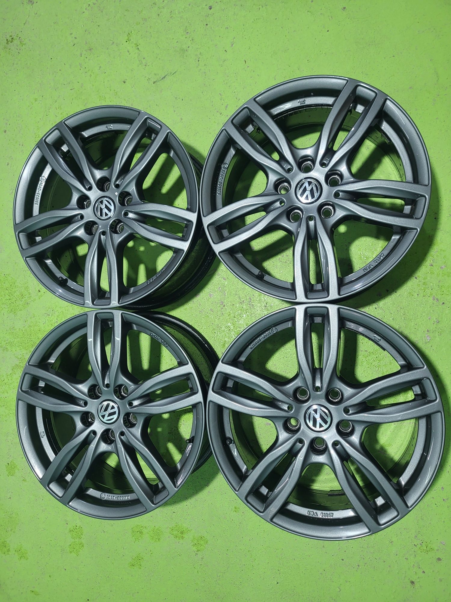 17 5x112 Vw Golf 5 6 7 Touran Caddy Audi A3 Skoda 5х112