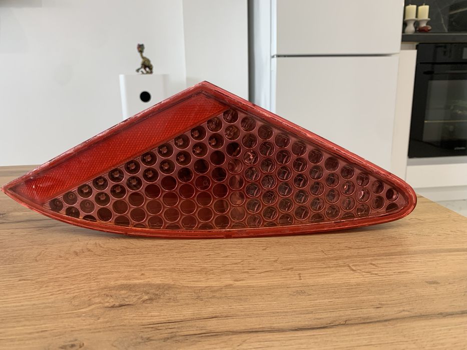 Заден вътрешен десен стоп за пежо 307 цц