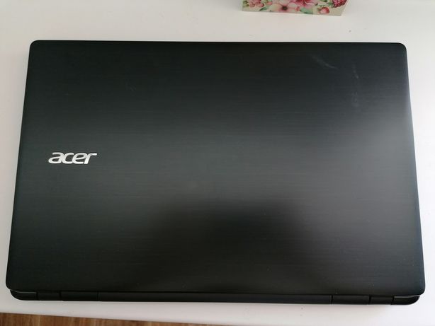 Продам ноутбук Acer E5-511-P446