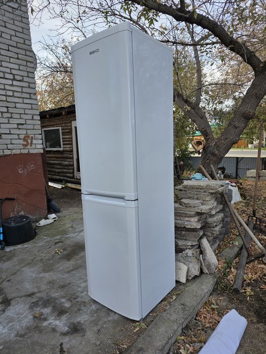 Продам холодильник б/у