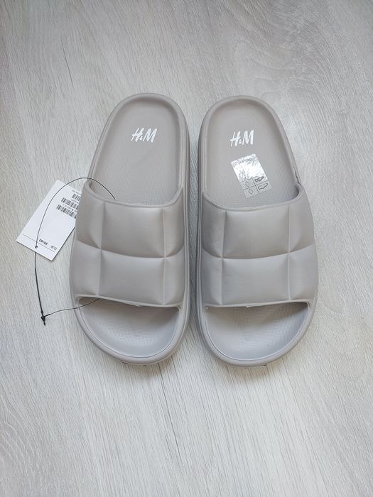 Papuci matlasati H&M