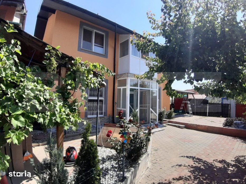 Casa spate Selgros P+1, 4 camere, SU 100MP, teren 294 MP