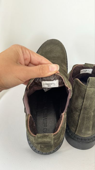 Ghete piele intoarsa