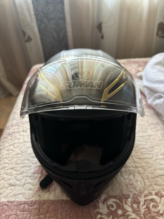 Мото шлем Soman