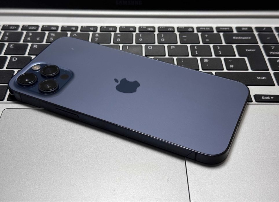 iPhone 12 PRO MAX  256 GB  Totul Original