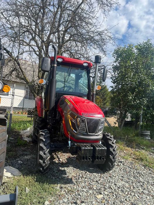 Tractor Macao U400