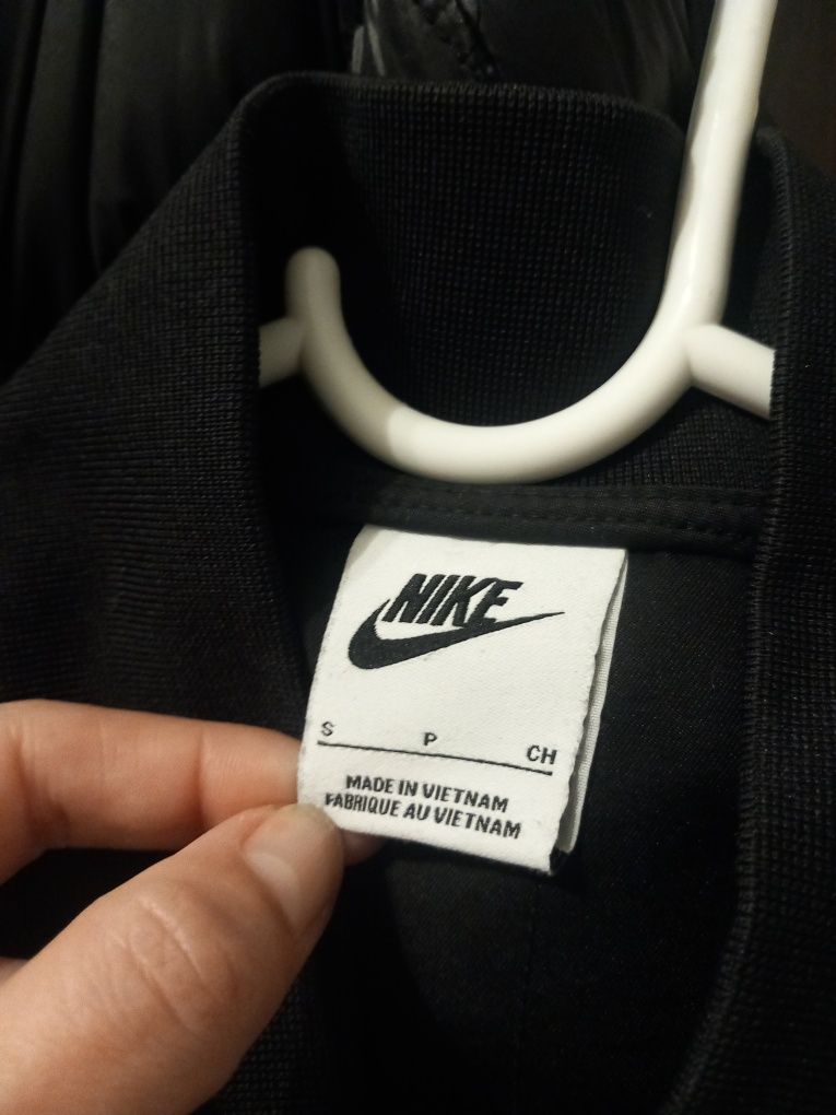Преходно бомбър яке Nike