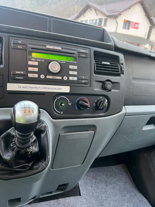Vand ford transit 2.2 tdi..klima top.6 locuri.6+1 trepte