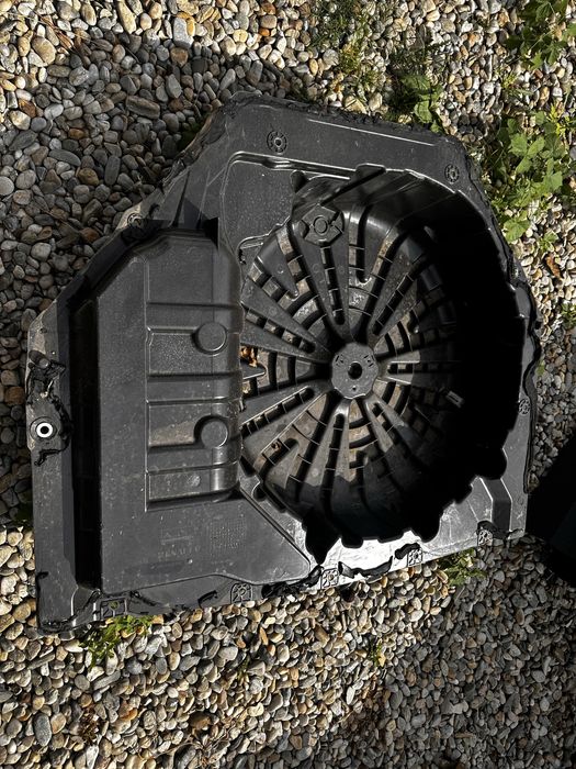 Oală portbagaj renault megane 4.