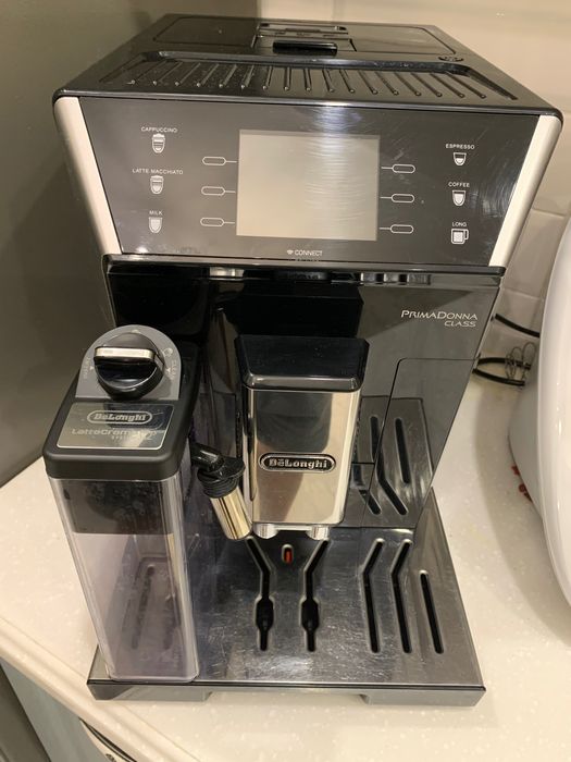 Кофемашина Delonghi ECAM 550.55.SB