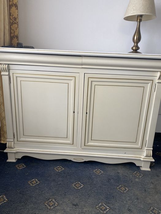 Mobilier dormitor lemn- pat somiera, comoda, noptiera