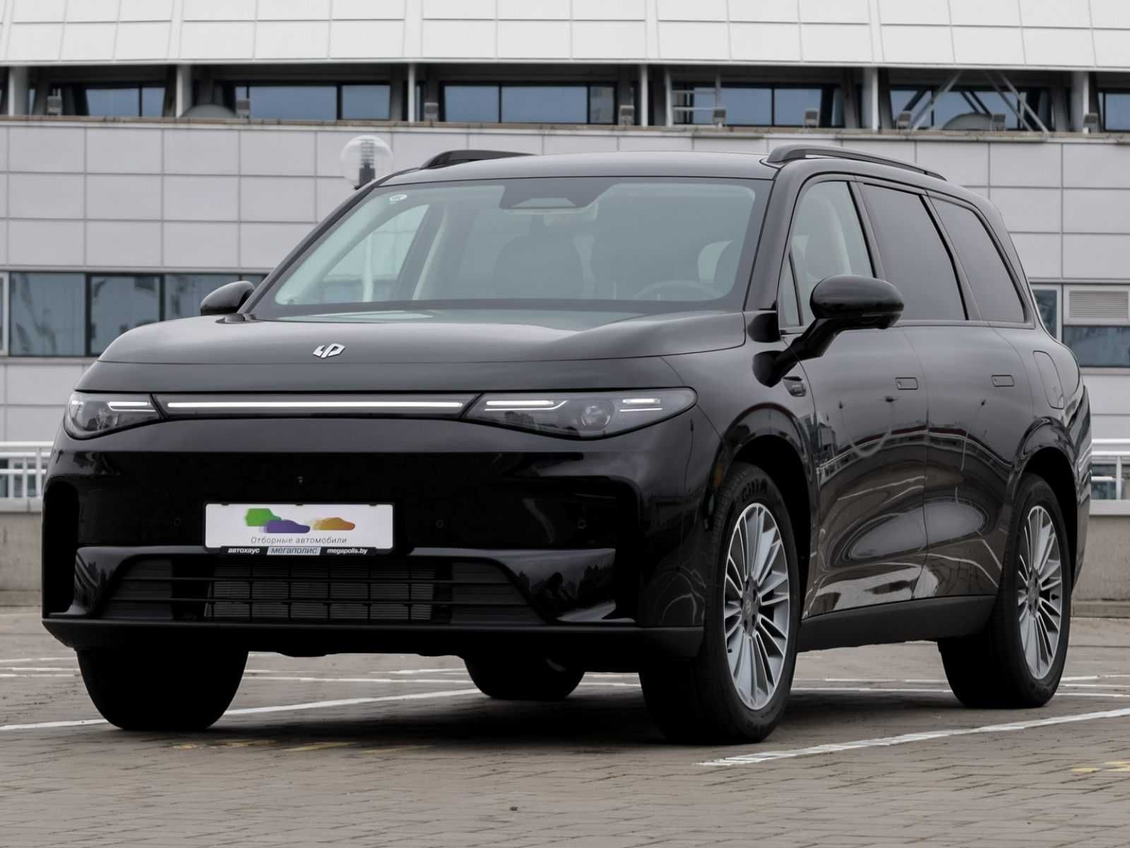 C16 Leapmotor 200 km HYBRID+доп 2025 йил