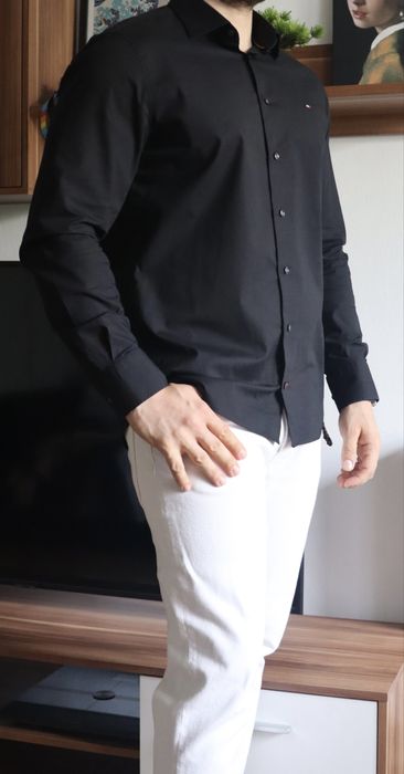 Camasa tommy hilfiger ( nu ralph lauren, nu gant, nu lacoste, nu zara)