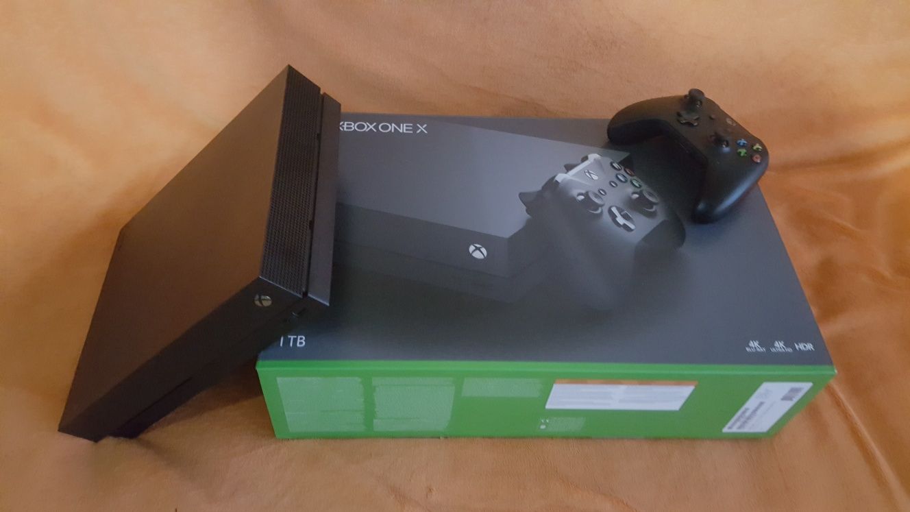 Xbox one x 1 tb la cutie