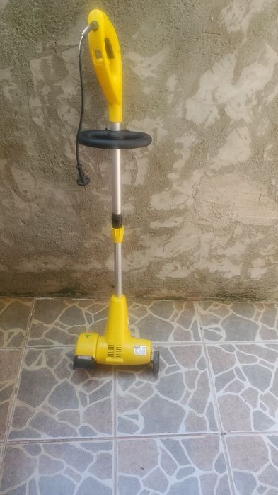 Aparat de curățat, rosturile dintre dale
