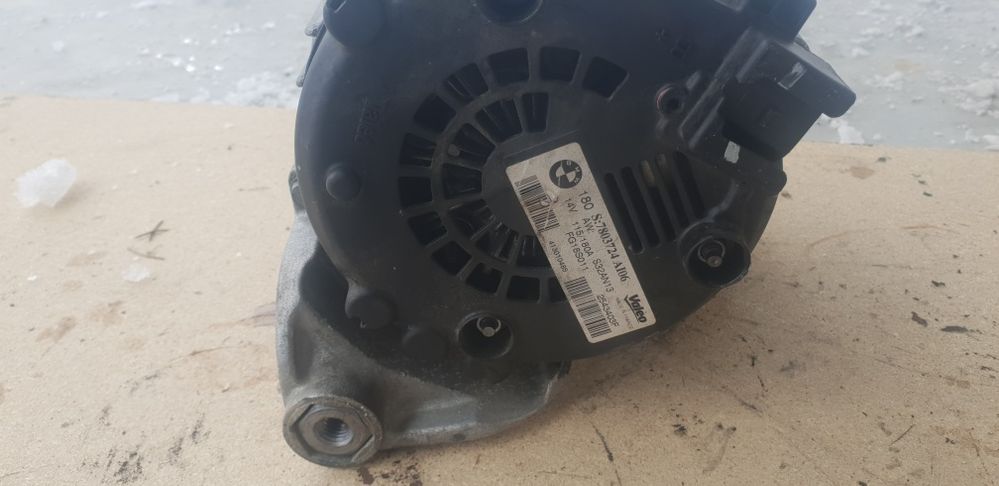 Bmw X5 X6 seri 5 seria 7 alternator