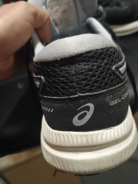 Маратонки asics 38 номер