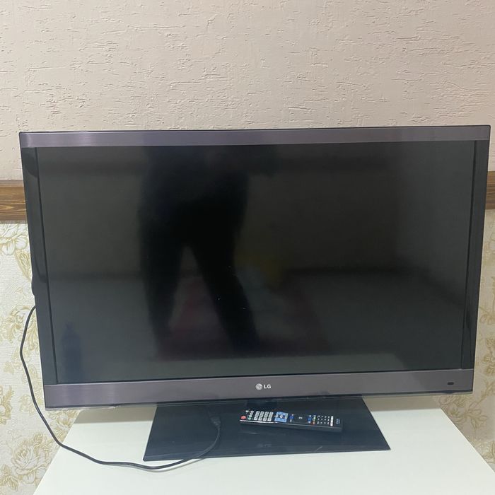 Продам телевизор LG 42LV571S (42 дюйма)