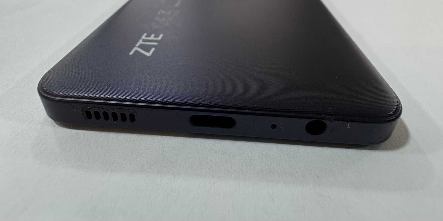 Смартфон ZTE Blade V50 Vita